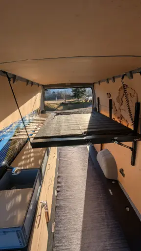 VAN7 Kingsize-Hubbett mit Lattenrostauszug